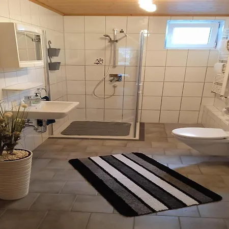 Apartment Tranquil Getaway In Scenic Roes, Cleaning Included *