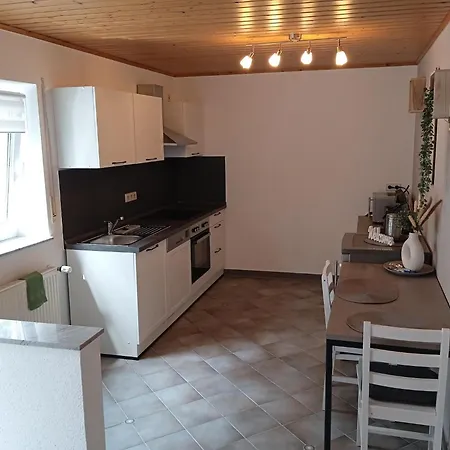 Tranquil Getaway In Scenic Roes, Cleaning Included Apartment