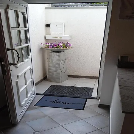 Tranquil Getaway In Scenic Roes, Cleaning Included