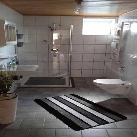 Apartment Tranquil Getaway In Scenic Roes, Cleaning Included